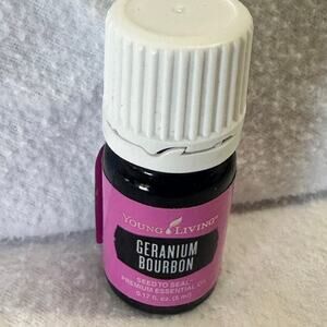 Young Living Essential Oils Geranium Bourbon 5 ML